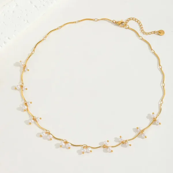 Gold_Pearl_Charm_Necklace_For_Women
